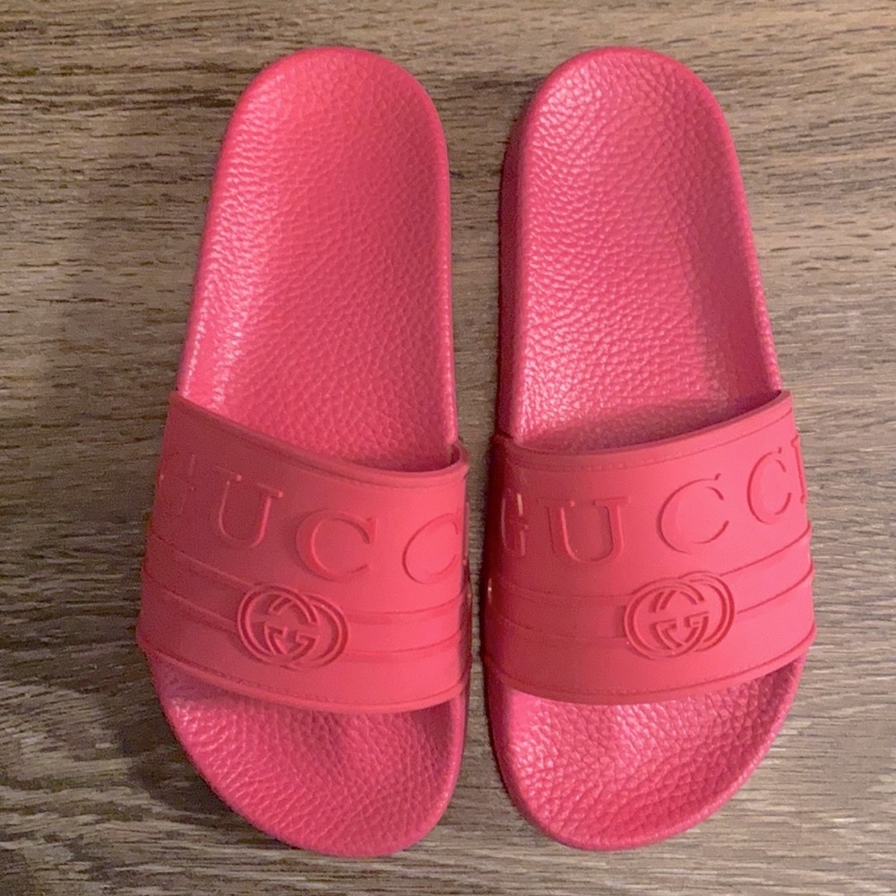 GUCCI AUTHENTIC SLIDES